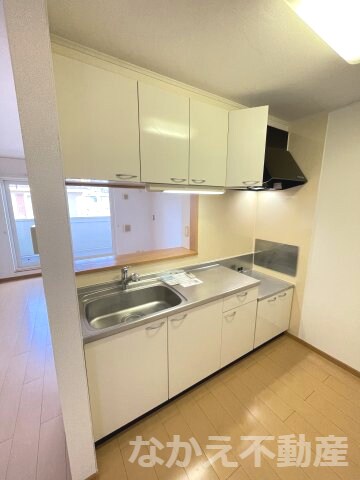 物件内観写真5　(キッチンでお料理をお楽しみください)