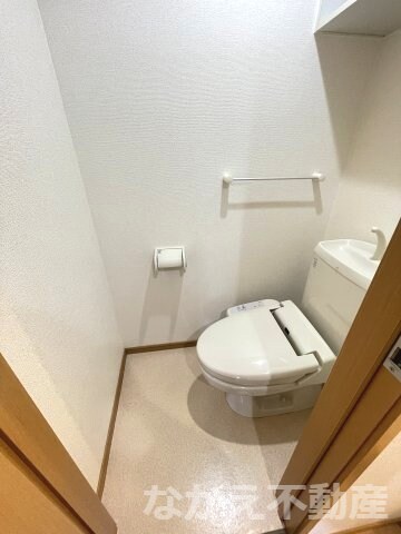 物件内観写真7　(トイレもきれいです)