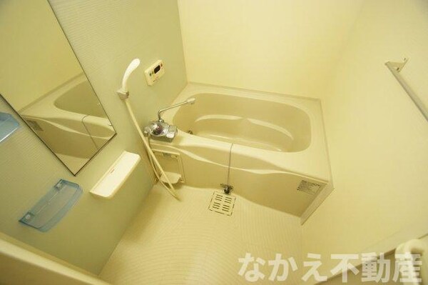 浴室(お風呂で日々の疲れを落としましょう)