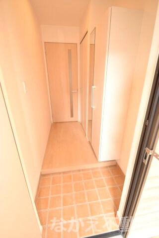 物件内観写真8　(玄関です)