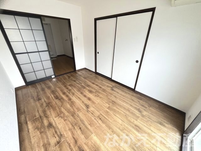 物件内観写真4　(趣のある和室です)