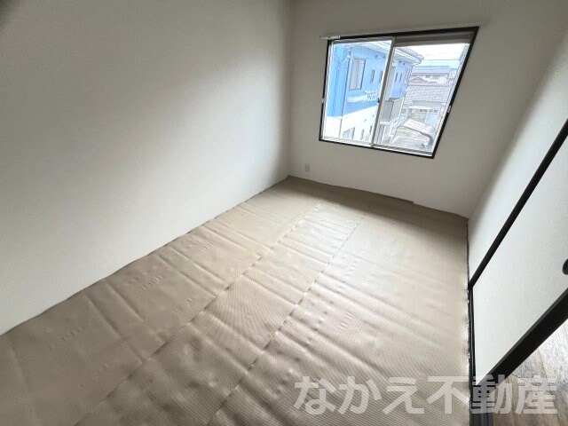 物件内観写真14　(和室があれば、来客や子供用のスペースとして活躍します)