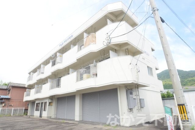 物件外観写真1　(きれいな外観です)