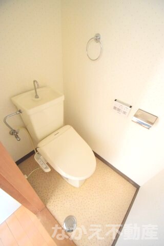 物件内観写真7　(コンパクトで使いやすいトイレです)