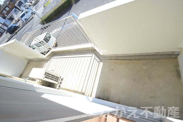 物件内観写真10　(バルコニー付きです)