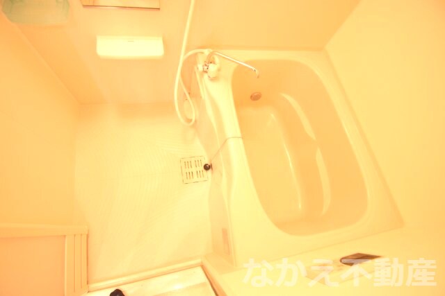 物件内観写真6　(落ち着いた空間のお風呂です)