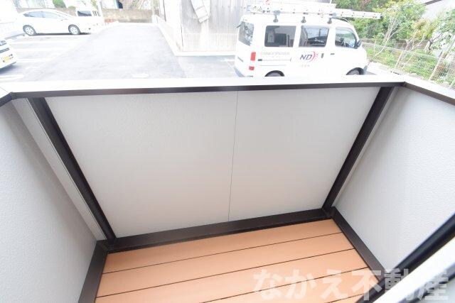 物件内観写真9　(落ち着いた時間を過ごせるバルコニーです)