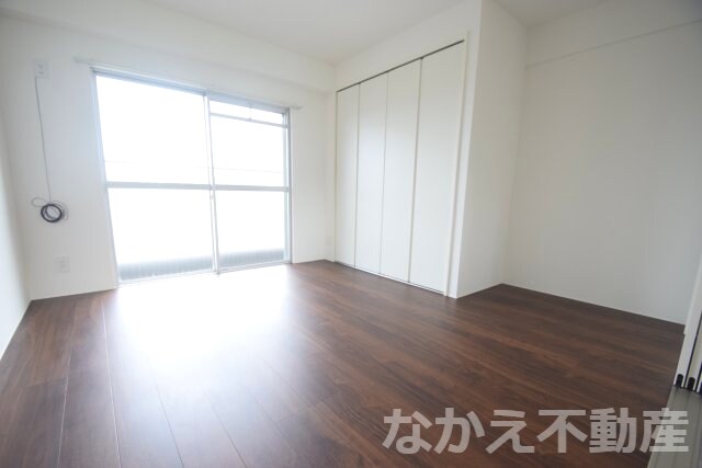 物件内観写真4　(内装です)