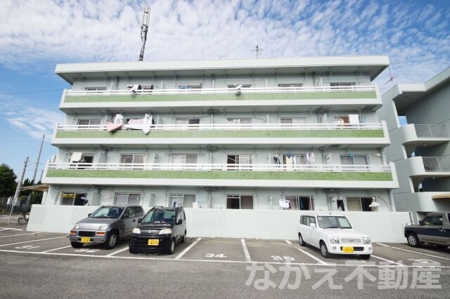 物件外観写真2　(外観もきれいです)