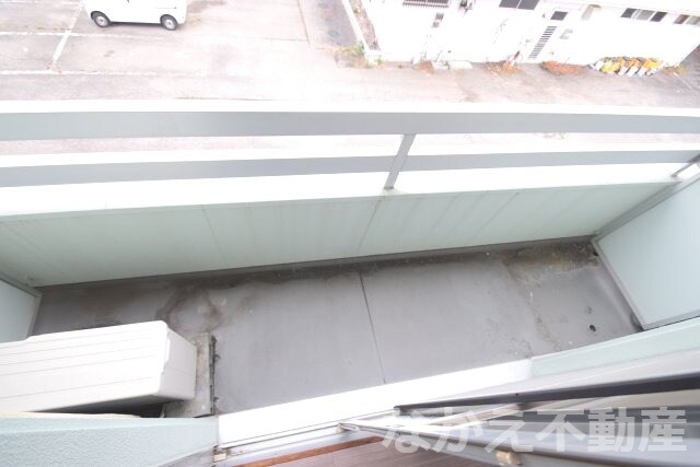 物件内観写真11　(バルコニーがあります)