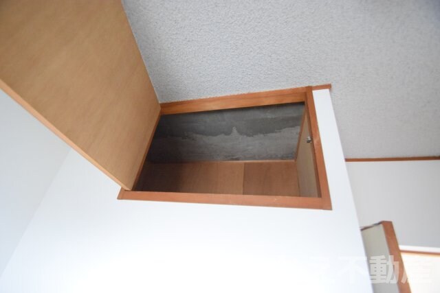 物件内観写真15　(収納スペース豊富です)