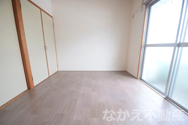 内装他(おしゃれな内装です)