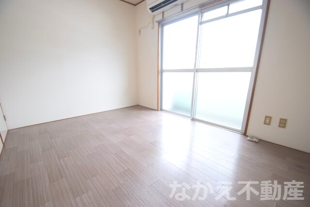 物件内観写真19　(おしゃれな内装です)