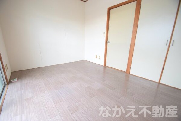 内装他(おしゃれな内装です)