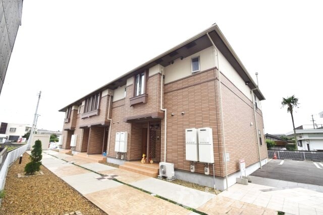 物件外観写真2　(外はこのようになっています)