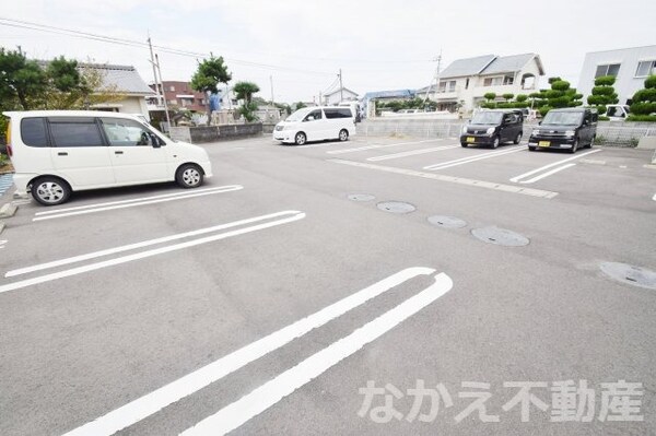 駐車場(駐車場完備です)