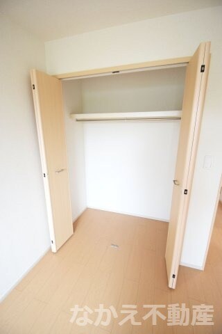 物件内観写真10　(こまごまとしたものを収納できそうですね)