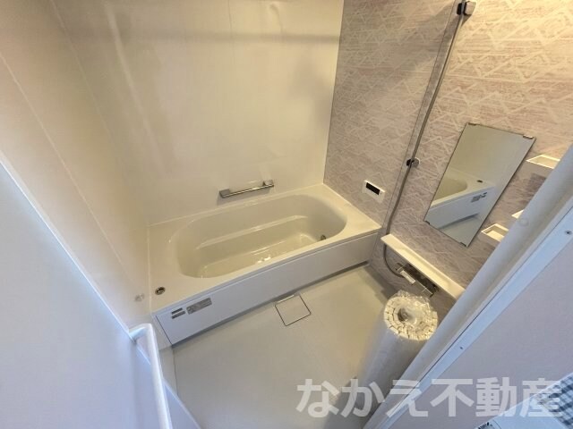 物件内観写真8　(日々の暮らしに欠かせないお風呂です)