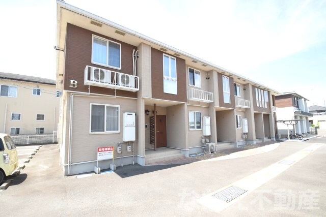 物件外観写真3　(おしゃれな外観です)