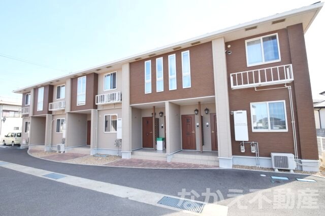 物件外観写真6　(物件の外観です)