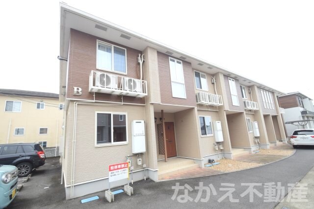 物件外観写真10　(外観もきれいです)