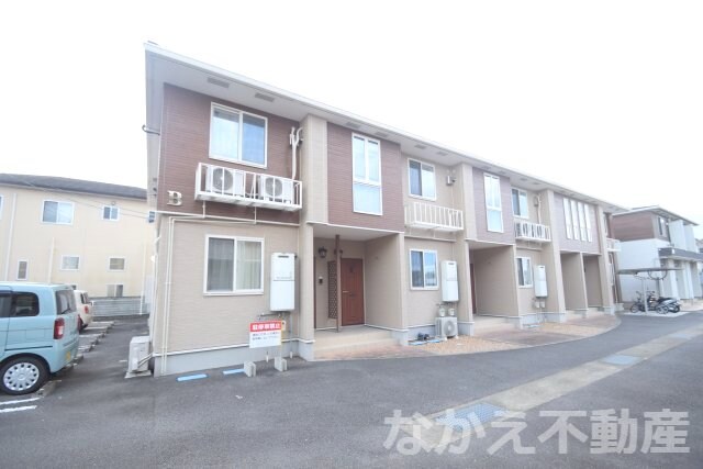 物件外観写真12　(きれいな外観です)