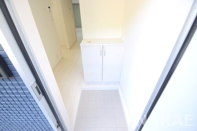 物件内観写真9　(シンプルで使いやすい玄関です)