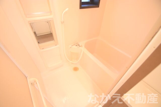 物件内観写真9　(お風呂で日々の疲れを落としましょう)