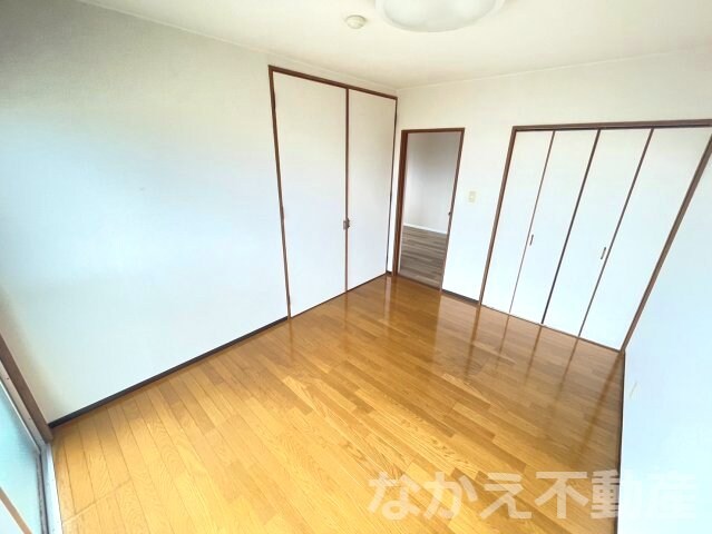 物件内観写真4　(使い勝手のいい寝室です)