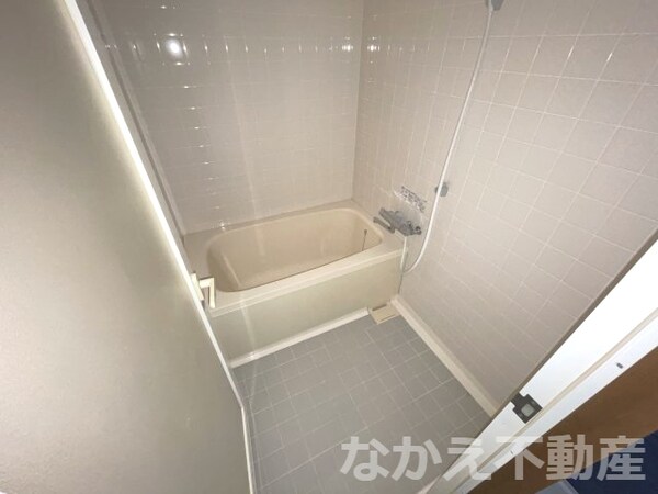 浴室(落ち着いた空間のお風呂です)