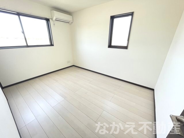 物件内観写真5　(居間です)