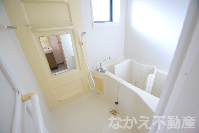 物件内観写真7　(日々の暮らしに欠かせないお風呂です)