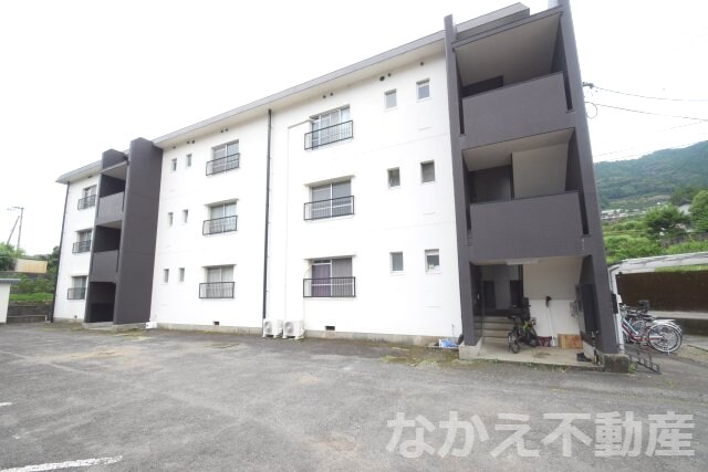 物件外観写真1　(外観もきれいです)