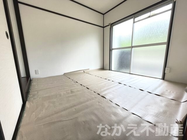 物件内観写真4　(使い勝手のいい寝室です)