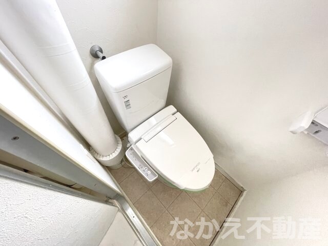 物件内観写真7　(コンパクトで使いやすいトイレです)
