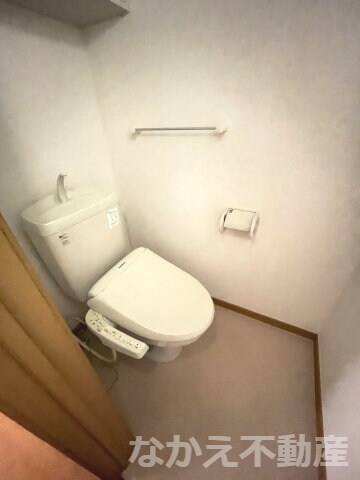 物件内観写真8　(シンプルで使いやすいトイレです)