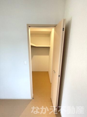 物件内観写真11　(収納のためのスペースです)