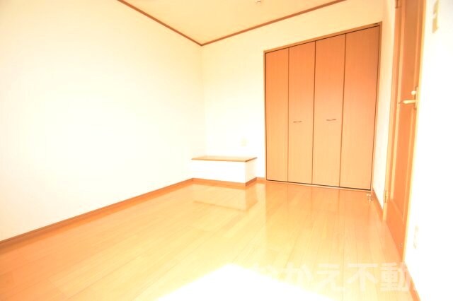 物件内観写真4　(落ち着いて過ごせるお部屋なので、寝室にいかがでしょうか)