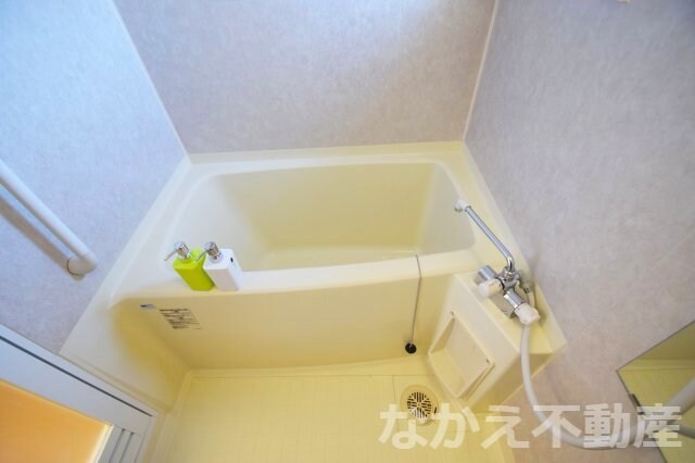 物件内観写真6　(日々の暮らしに欠かせないお風呂です)