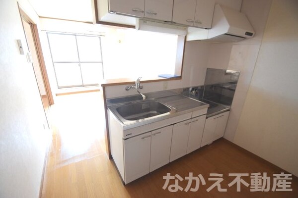 居室(おしゃれな居間です)