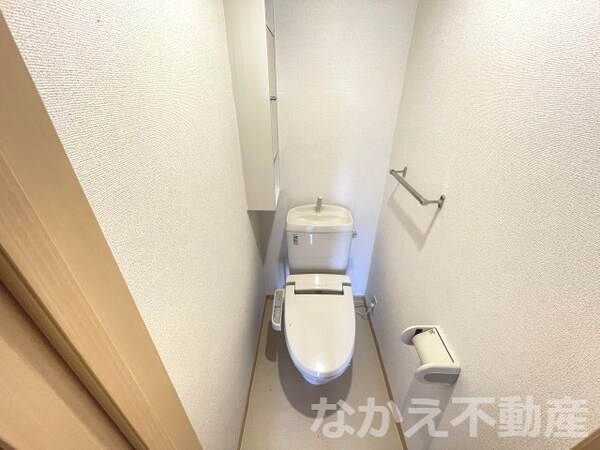 トイレ(コンパクトで使いやすいトイレです)
