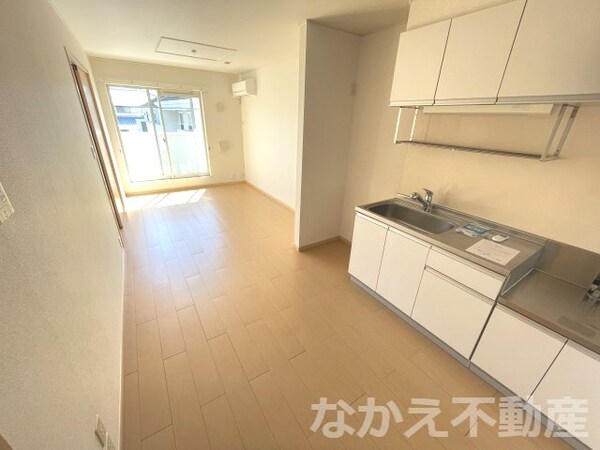 居室(建物外観を気になさる方へ、見た目の良い物件です)