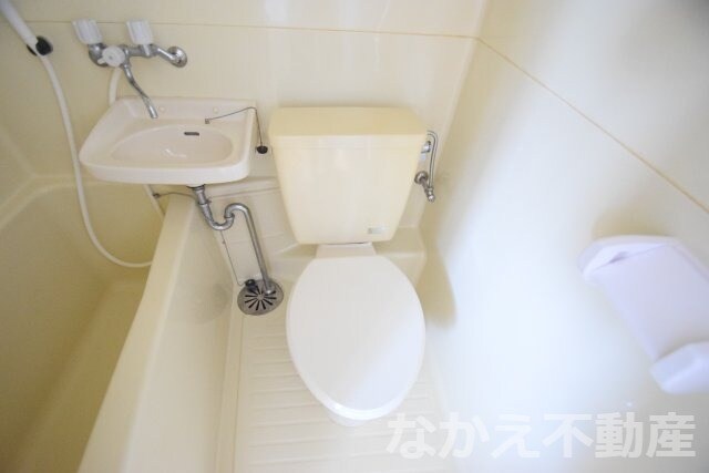 物件内観写真9　(コンパクトで使いやすいトイレです)
