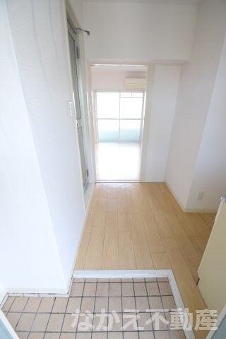 物件内観写真13　(毎日通る玄関はこちらです)