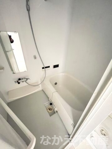 物件内観写真5　(お風呂です)