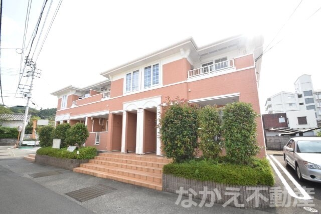 物件内観写真11　(お洗濯にも便利なバルコニー付き)