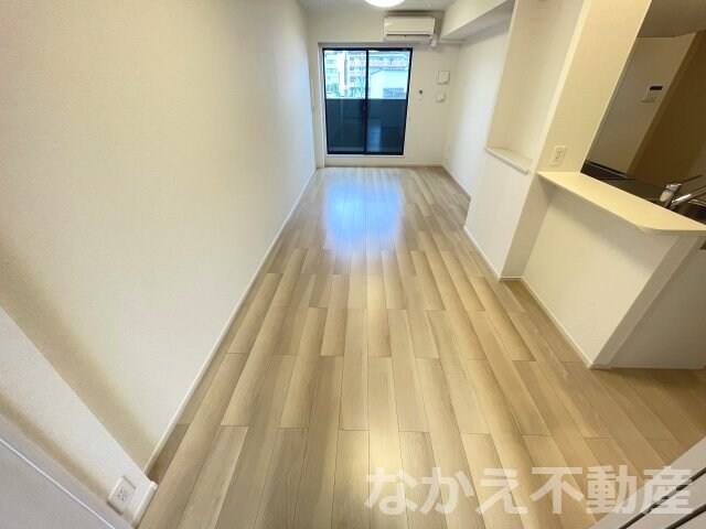 物件内観写真3　(ゆったり過ごせるリビングです)