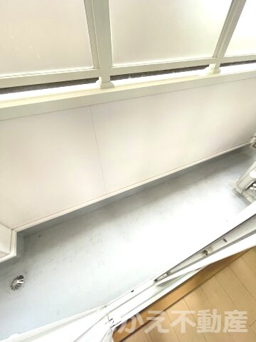 物件内観写真10　(陽当たり良好なバルコニーです)