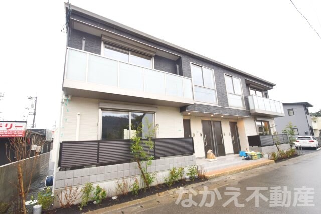 物件外観写真2　(外観もきれいです)