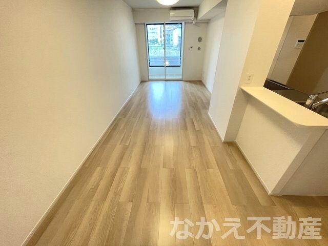 物件内観写真2　(おしゃれなリビングです)